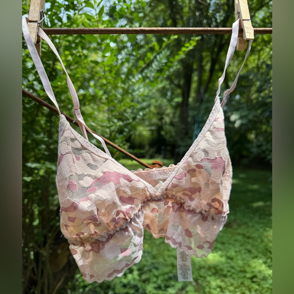 HANKY PANKY Bralette in Pink and Cream  CAMO XS